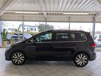 Gebraucht VW Touran Highline 150 PS (110 kW) 2025 Schwarz Van / Kleinbus
