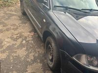 Gebraucht VW Passat 131 PS (96 kW) 2003 Schwarz Kombi