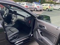 Gebraucht Mercedes CLA180 122 PS (89 kW) 2017 Schwarz Limousine