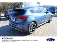 Gebraucht Ford Focus Active X 155 PS (114 kW) 2023 Chromablau metallic Limousine