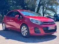 Gebraucht Kia Rio DREAM-TEAM Edition 84 PS (61 kW) 2015 Rot Kleinwagen