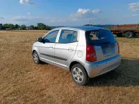 Gebraucht Kia Picanto 64 PS (47 kW) 2009 Silber Kleinwagen