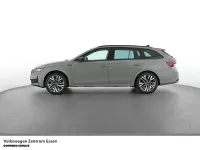Gebraucht Skoda Octavia SportLine 150 PS (110 kW) 2025 Grau Kombi