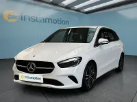 Gebraucht Mercedes B200 163 PS (119 kW) 2025 Weiß Kleinwagen