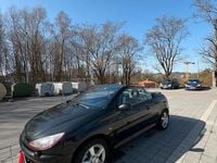 Gebraucht Peugeot 206 CC 109 PS (80 kW) 2003 Schwarz Cabrio