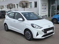 Gebraucht Hyundai i10 Select 67 PS (49 kW) 2023 Weiß Kleinwagen