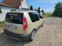 Gebraucht Skoda Roomster 105 PS (77 kW) 2011 Gold Van / Kleinbus