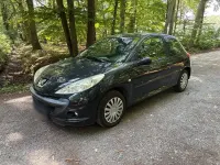 Gebraucht Peugeot 206+ 75 PS (55 kW) 2009 Grau Kleinwagen