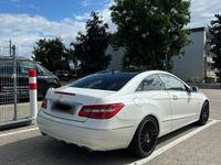 Gebraucht Mercedes E350 231 PS (169 kW) 2009 Weiß Coupé