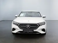 Gebraucht Mercedes E200 Avantgarde 204 PS (150 kW) 2025 Weiß Limousine