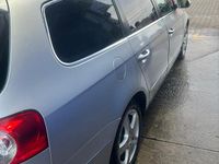 Gebraucht VW Passat 140 PS (102 kW) 2007 Silber Kombi