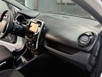 Gebraucht Renault Clio IV Dynamique 90 PS (66 kW) 2015 Weiß Limousine