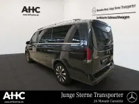 Gebraucht Mercedes V300 237 PS (174 kW) 2025 Grau Van / Kleinbus