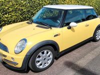 Usata Mini Cooper 115 CV (84 kW) 2002 Giallo Utilitaria