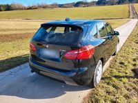 Gebraucht BMW 218 Advantage 136 PS (100 kW) 2017 Schwarz Kombi