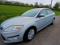 Gebraucht Ford Mondeo Trend 140 PS (102 kW) 2012 Silber Limousine
