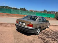 Gebraucht BMW 316 101 PS (74 kW) 1992 Beige Limousine