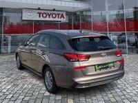 Gebraucht Hyundai i30 Select 120 PS (88 kW) 2022 Rot Kombi