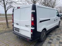 Gebraucht Renault Trafic Komfort 145 PS (106 kW) 2019 Weiß Van / Kleinbus