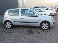 Gebraucht Renault Clio II 58 PS (42 kW) 2001 Grau Kleinwagen