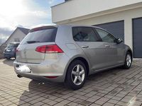 Gebraucht VW Golf VII Life 140 PS (102 kW) 2014 Silber Limousine