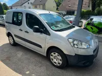 Gebraucht Peugeot Partner 90 PS (66 kW) 2015 Silber Van / Kleinbus