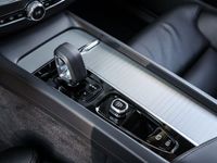 Gebraucht Volvo XC60 Plus 349 PS (256 kW) 2024 Schwarz SUV