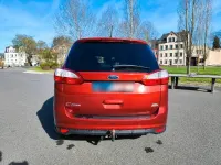 Gebraucht Ford Grand C-Max Titanium 150 PS (110 kW) 2018 Rot Van / Kleinbus