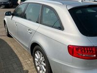 gebraucht Audi A4 Avant Attraction quattro