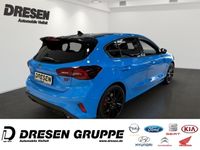 Neu Ford Focus ST 280 PS (205 kW) 2025 Blau Limousine