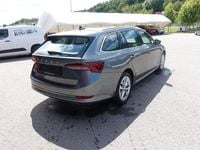 Gebraucht Skoda Octavia Style 150 PS (110 kW) 2023 Grau Kombi