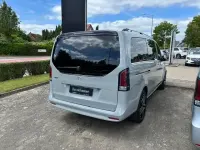 Gebraucht Mercedes V300 Avantgarde 231 PS (169 kW) 2025 Grau Van / Kleinbus