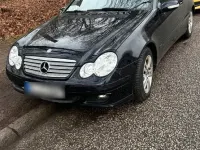 Gebraucht Mercedes C160 122 PS (89 kW) 2006 Schwarz Coupé