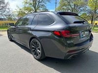 Gebraucht BMW 540 Performance 340 PS (250 kW) 2022 Grau Kombi