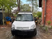 Gebraucht Citroën Berlingo 65 PS (47 kW) 2007 Weiß Van / Kleinbus