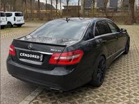 Second-hand Mercedes E250 204 CP (150 kW) 2012 Negru Berlinǎ