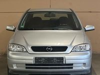 Gebraucht Opel Astra Edition 75 PS (55 kW) 1999 Silber Limousine