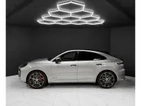 Usata Porsche Cayenne GTS 500 CV (367 kW) 2024 Grigio SUV