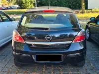 Gebraucht Opel Astra 90 PS (66 kW) 2009 Schwarz Limousine