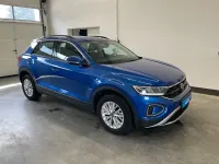 Gebraucht VW T-Roc Life 150 PS (110 kW) 2023 Blau SUV