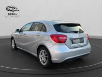 Gebraucht Mercedes A180 122 PS (89 kW) 2013 Silber Kleinwagen
