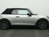 Gebraucht Mini Cooper Cabriolet Classic 163 PS (119 kW) 2025 Grau Cabrio
