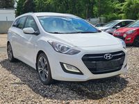 Gebraucht Hyundai i30 135 PS (99 kW) 2017 Weiß Kombi