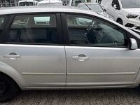 Gebraucht Ford Focus Style 109 PS (80 kW) 2007 Silber Limousine