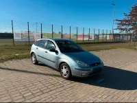 Gebraucht Ford Focus 101 PS (74 kW) 2003 Blau Kleinwagen
