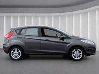 Gebraucht Ford Fiesta Celebration 80 PS (58 kW) 2017 Metallic) (grau Kleinwagen