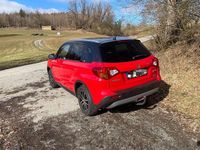 Gebraucht Suzuki Vitara 140 PS (102 kW) 2018 Rot SUV