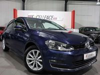 Gebraucht VW Golf VII LOUNGE 86 PS (63 kW) 2016 Night blue Limousine
