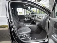Gebraucht Mercedes GLA200 Advanced Plus 163 PS (119 kW) 2026 Schwarz / nachtschwarz SUV