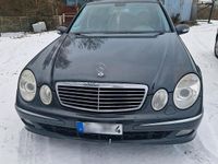 Gebraucht Mercedes E320 204 PS (150 kW) 2004 Schwarz Kombi